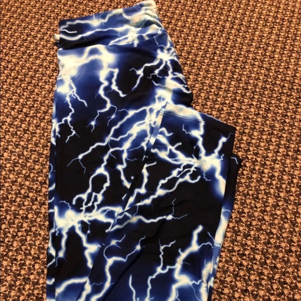 Rare LuLaRoe Leggings.Blue lightning TC (Unicorn)